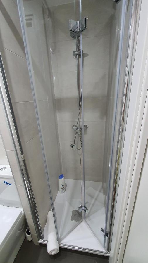 Opening Doors Sagrada Familia Apartment Barcelona Ngoại thất bức ảnh