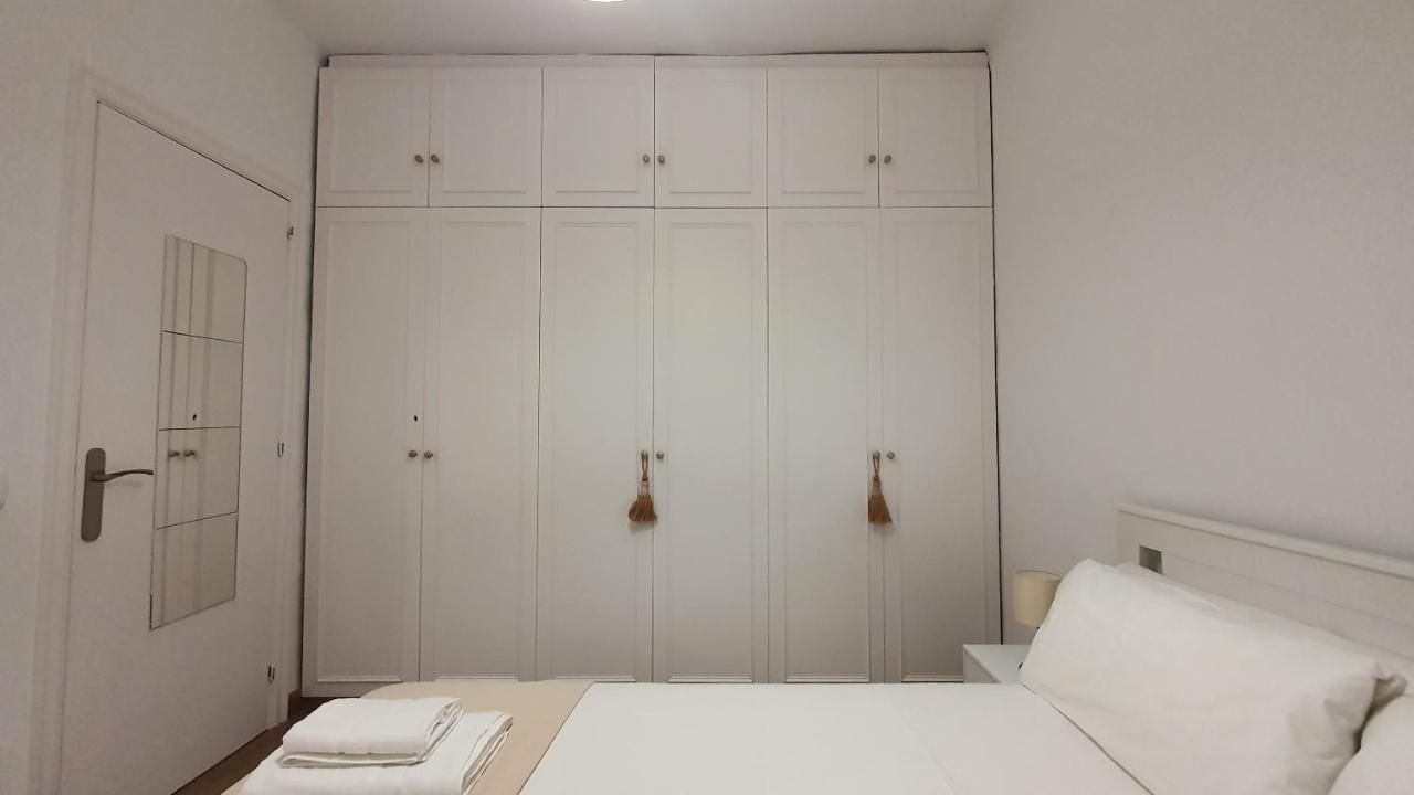 Opening Doors Sagrada Familia Apartment Barcelona Ngoại thất bức ảnh